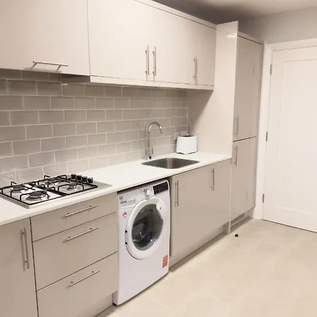 Entire Cozy Apartment